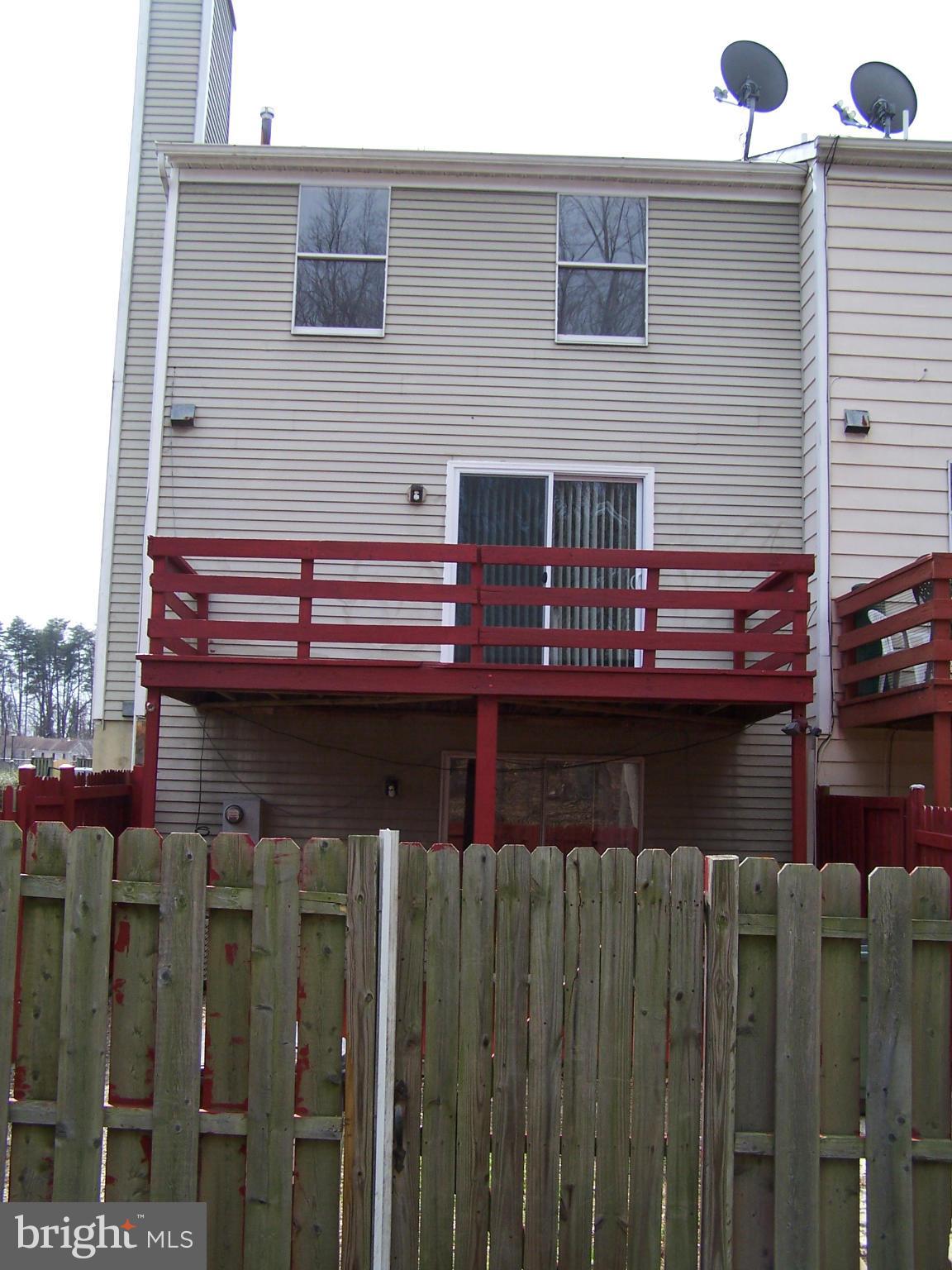 CAMBRIDGE SQUARE - Residential Lease