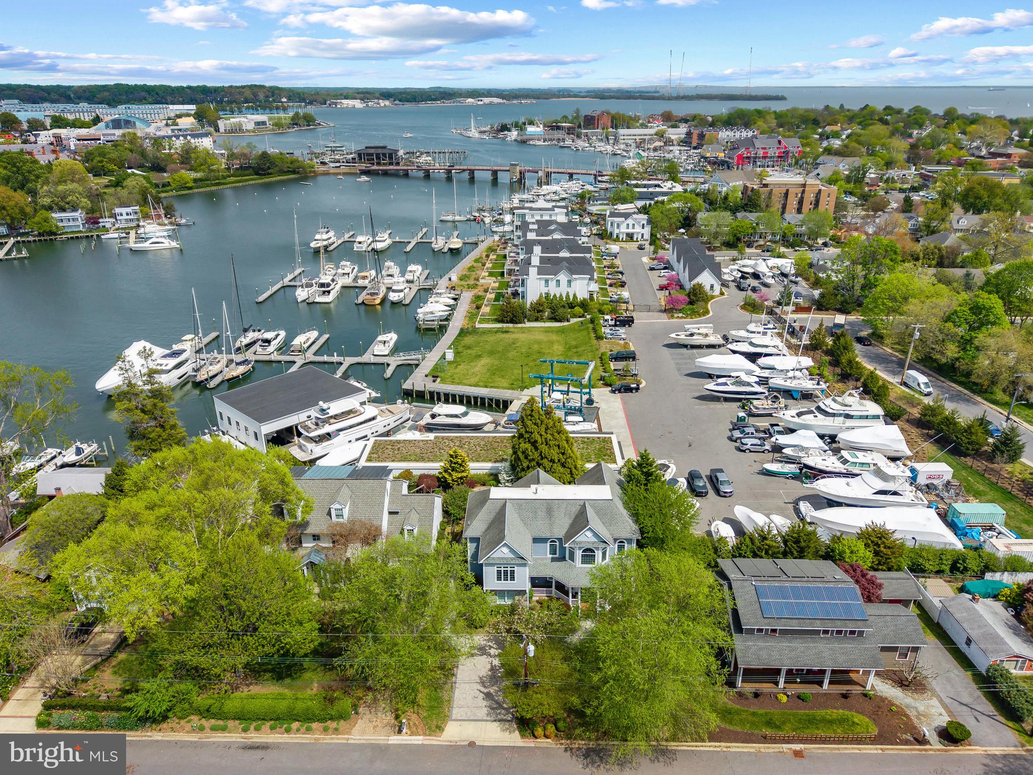 EASTPORT - Residential