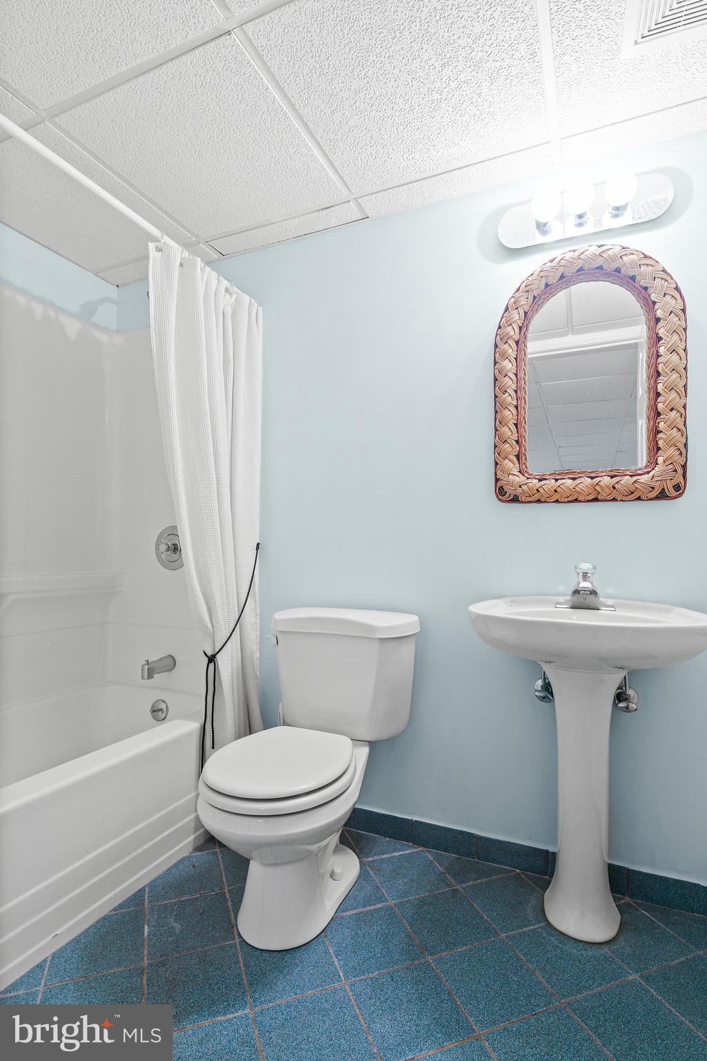 MAYFAIR - Residential