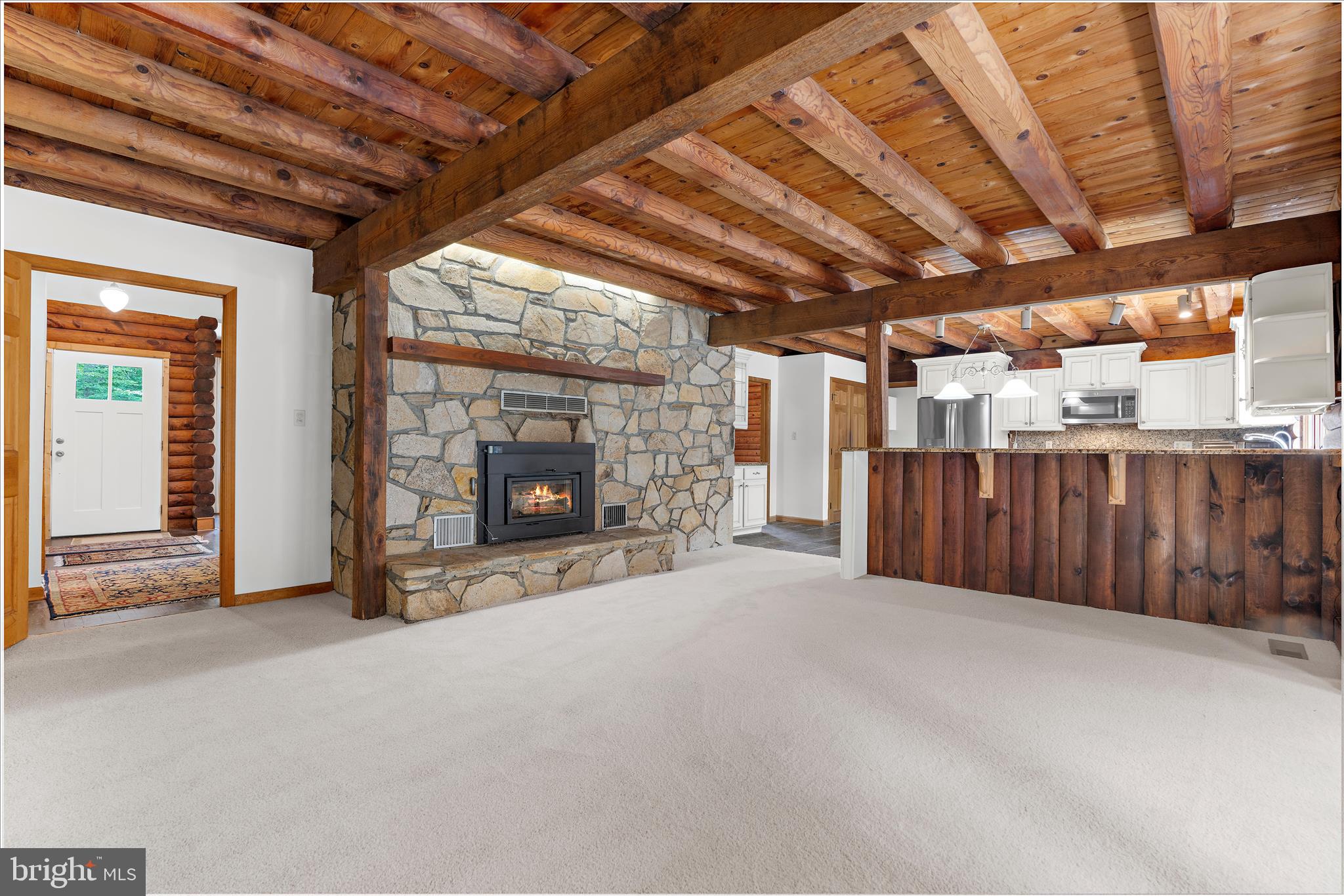 QUEEN ANNE ACRES - Residential
