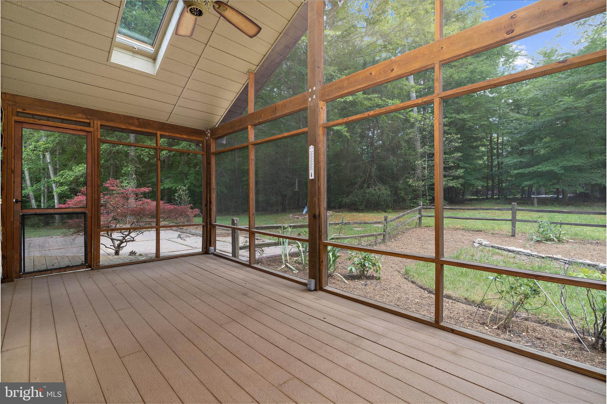 QUEEN ANNE ACRES - Residential