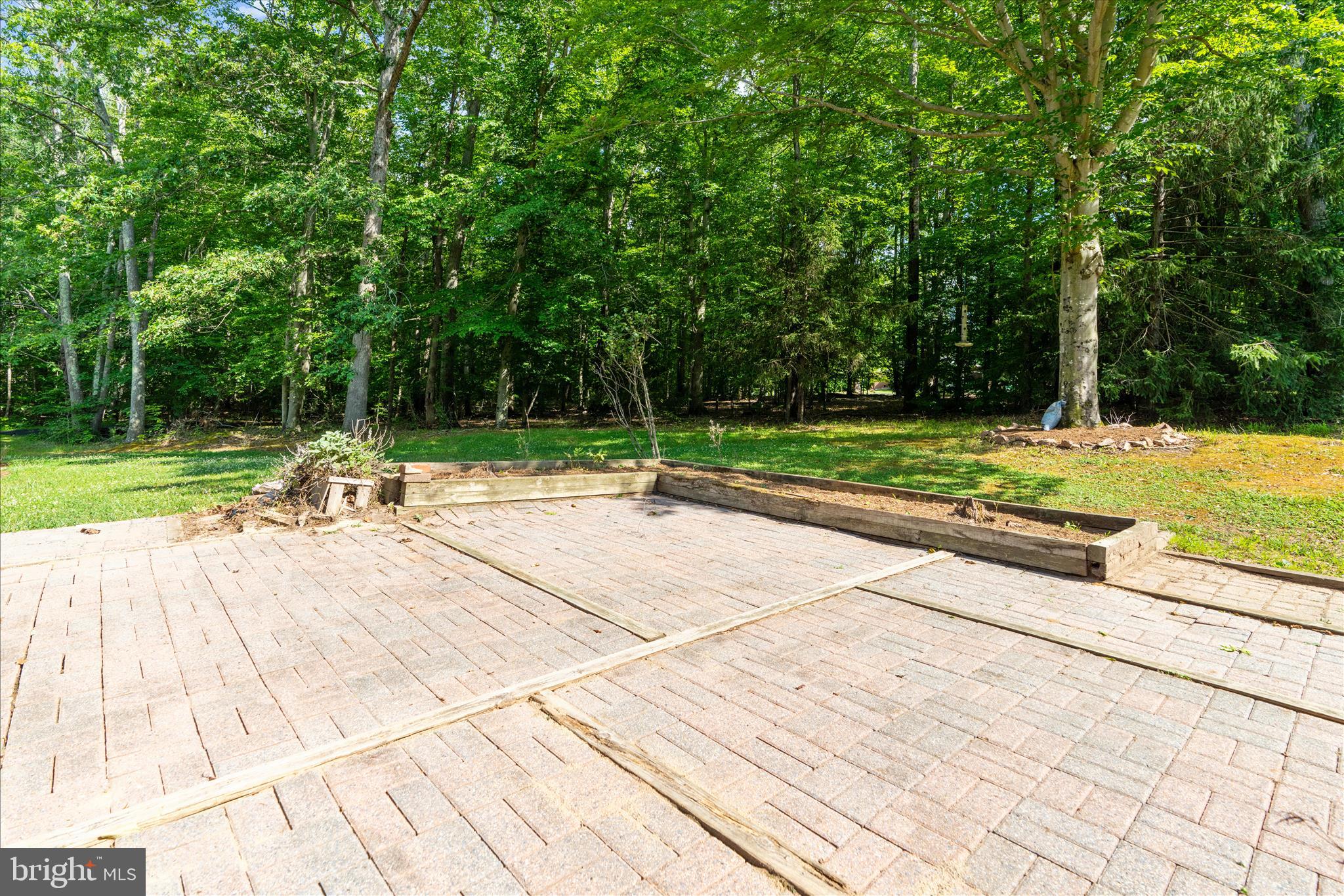 QUEEN ANNE ACRES - Residential