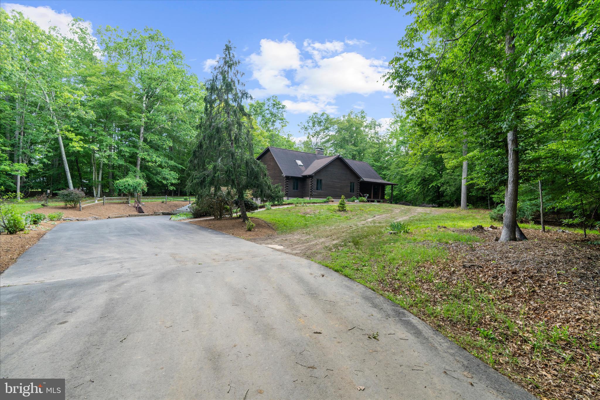 QUEEN ANNE ACRES - Residential