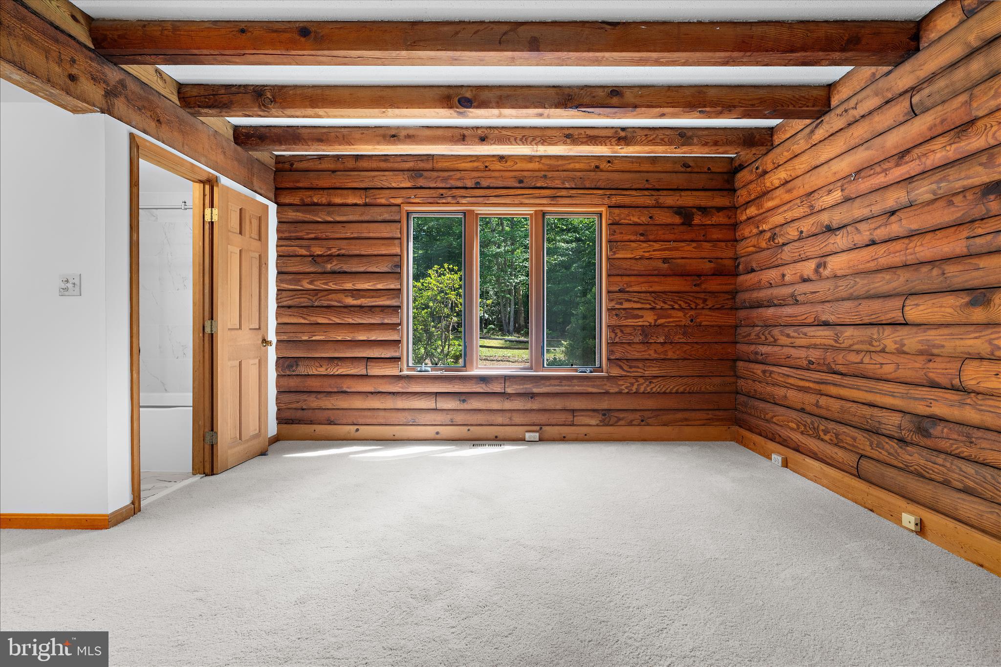 QUEEN ANNE ACRES - Residential