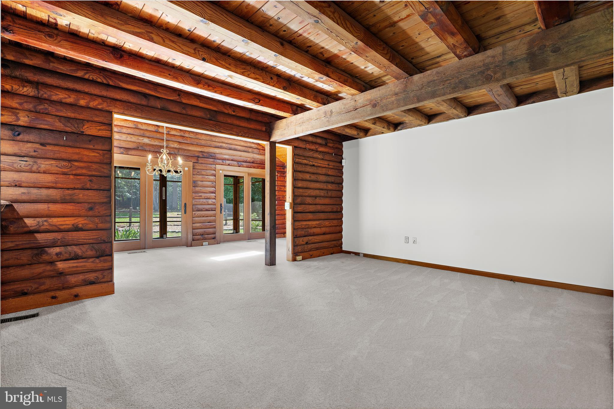 QUEEN ANNE ACRES - Residential