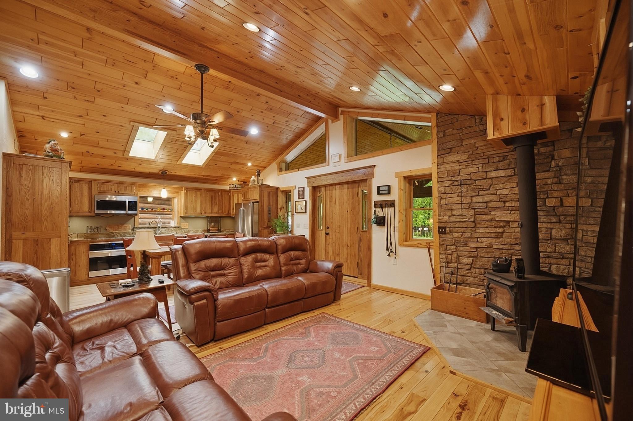 HARVEYS PENINSULA - Residential