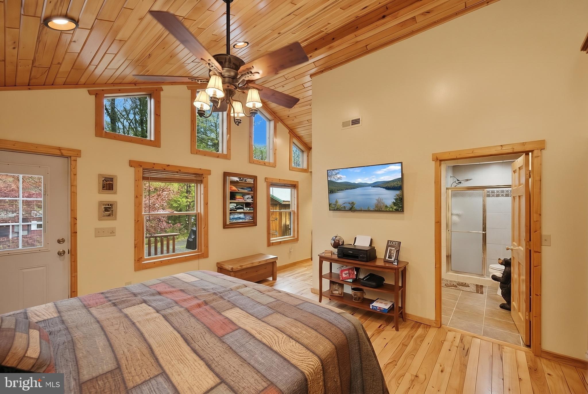 HARVEYS PENINSULA - Residential