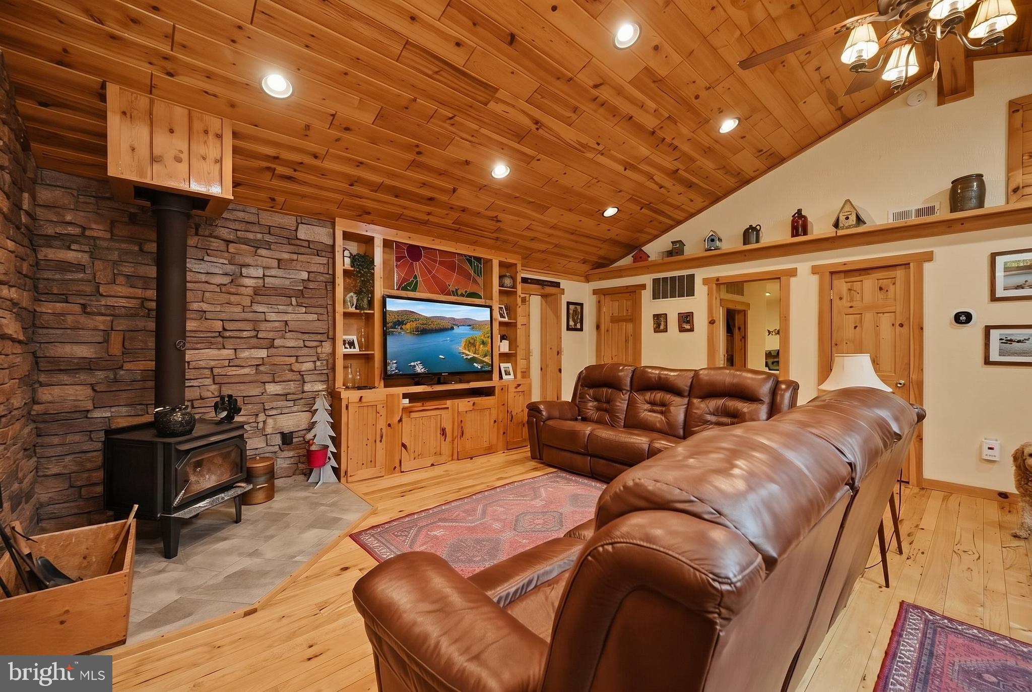 HARVEYS PENINSULA - Residential
