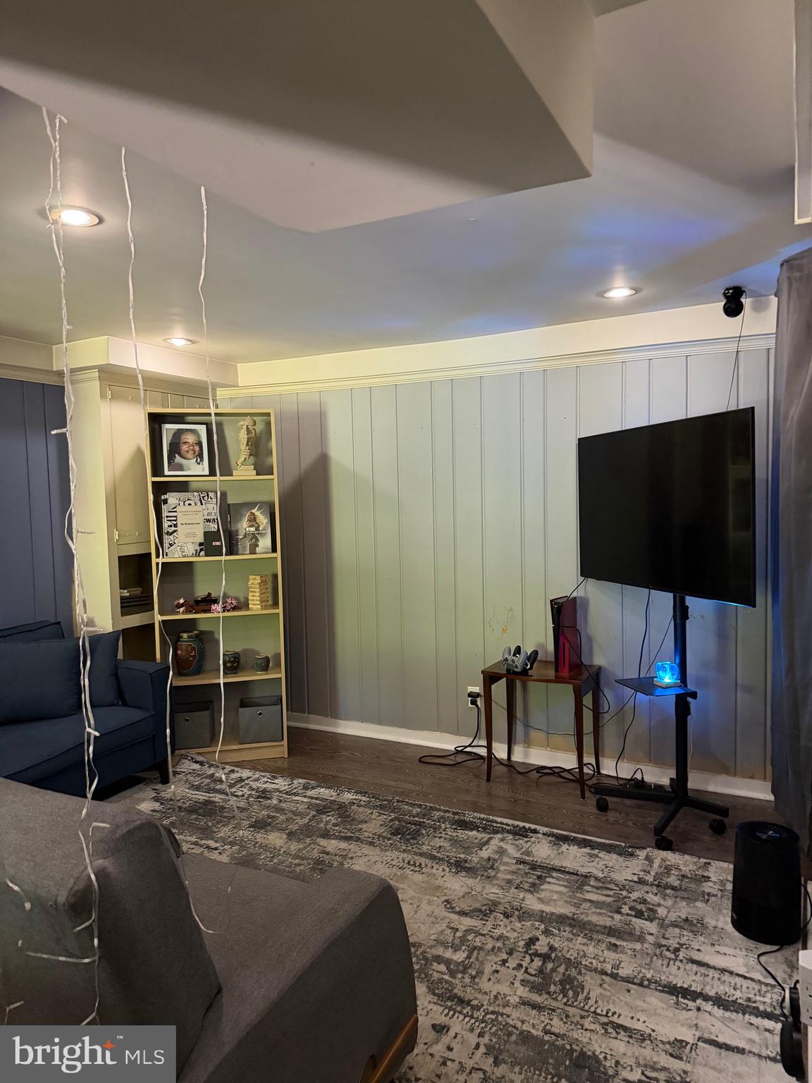 CHESTNUT HILLS - Residential