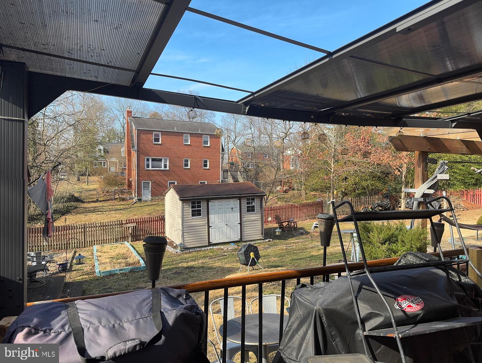 CHESTNUT HILLS - Residential