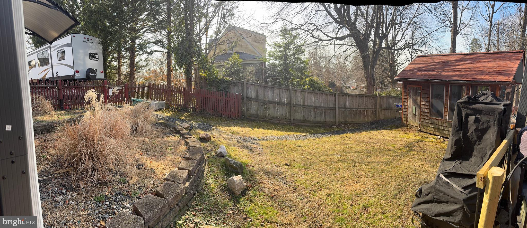 CHESTNUT HILLS - Residential