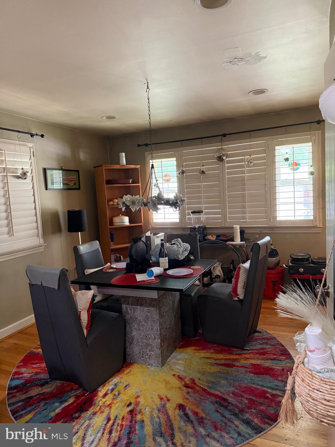 CHESTNUT HILLS - Residential