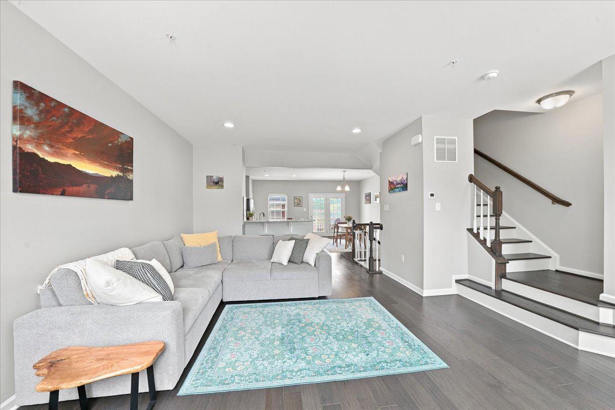 FILLMORE VILLAGE - Residential
