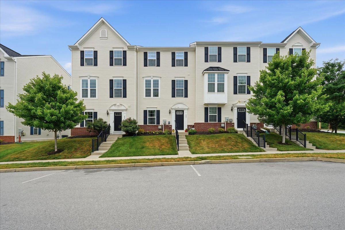 FILLMORE VILLAGE - Residential