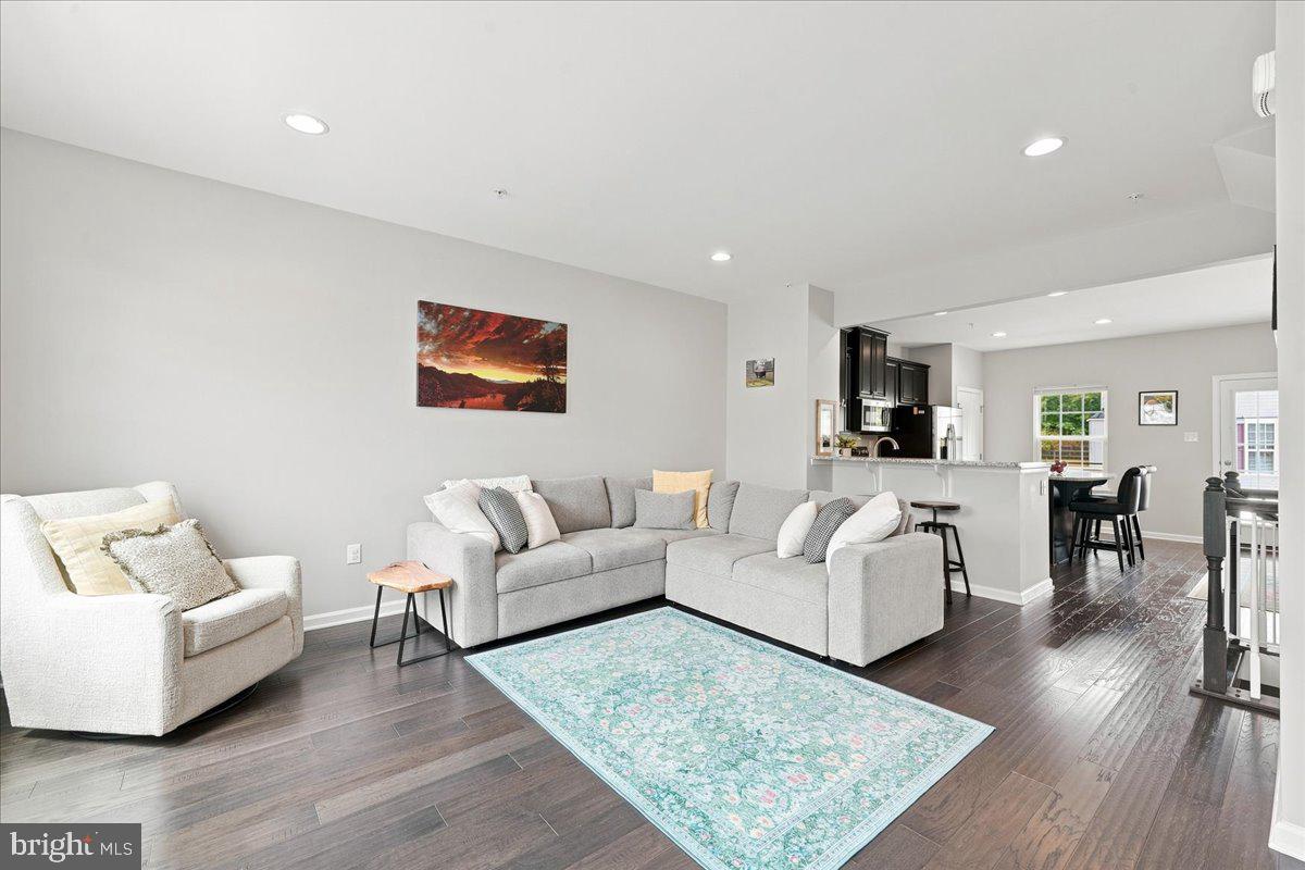 FILLMORE VILLAGE - Residential