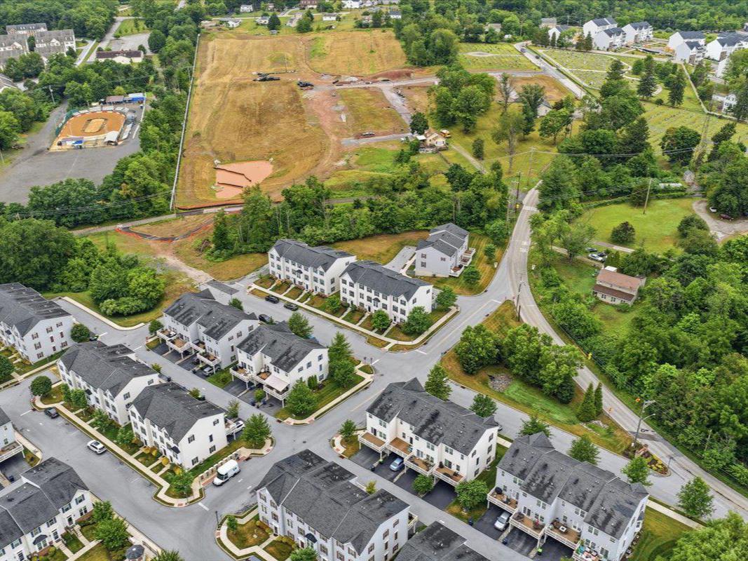 FILLMORE VILLAGE - Residential