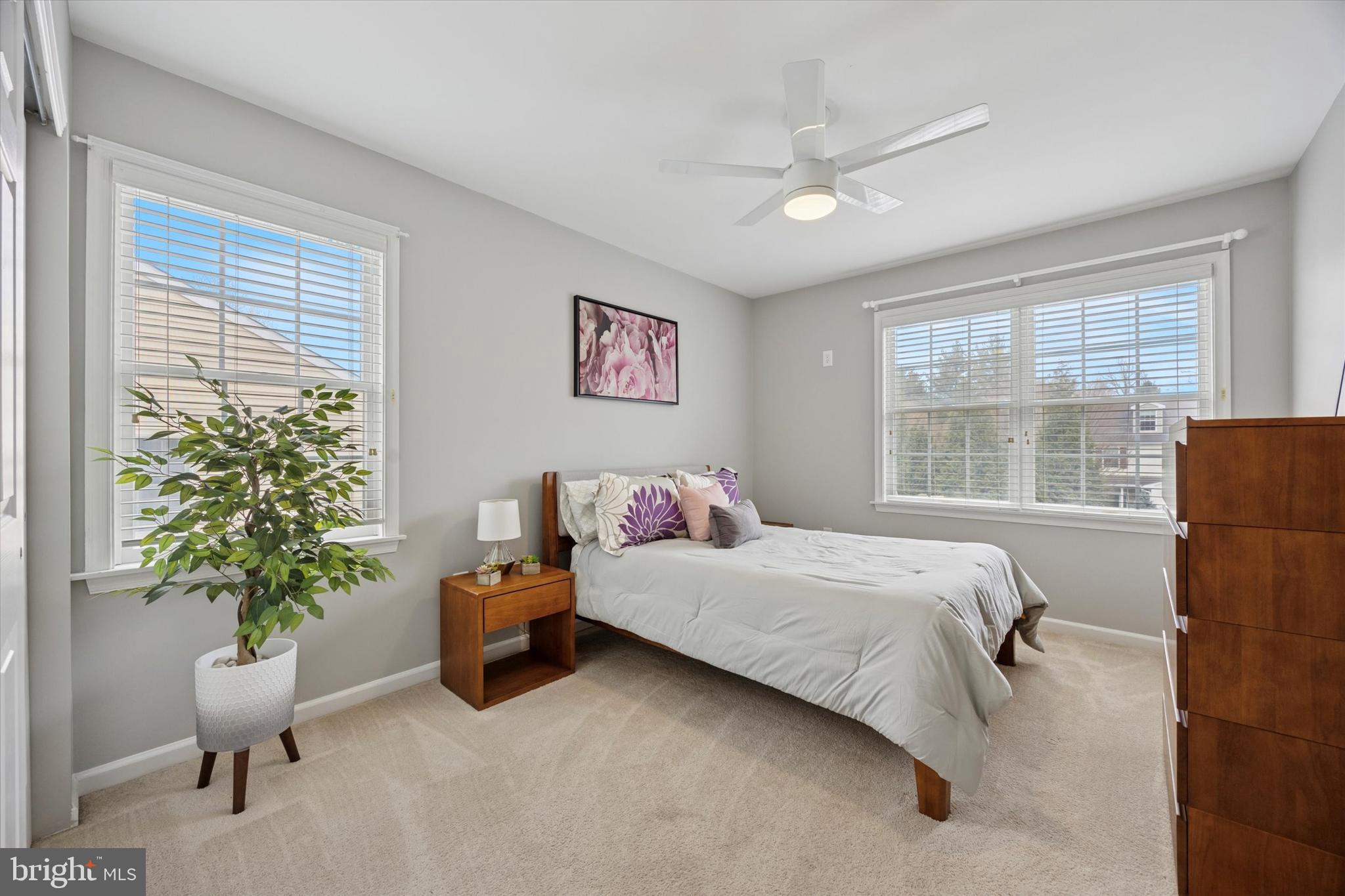 ERIN GLEN - Residential
