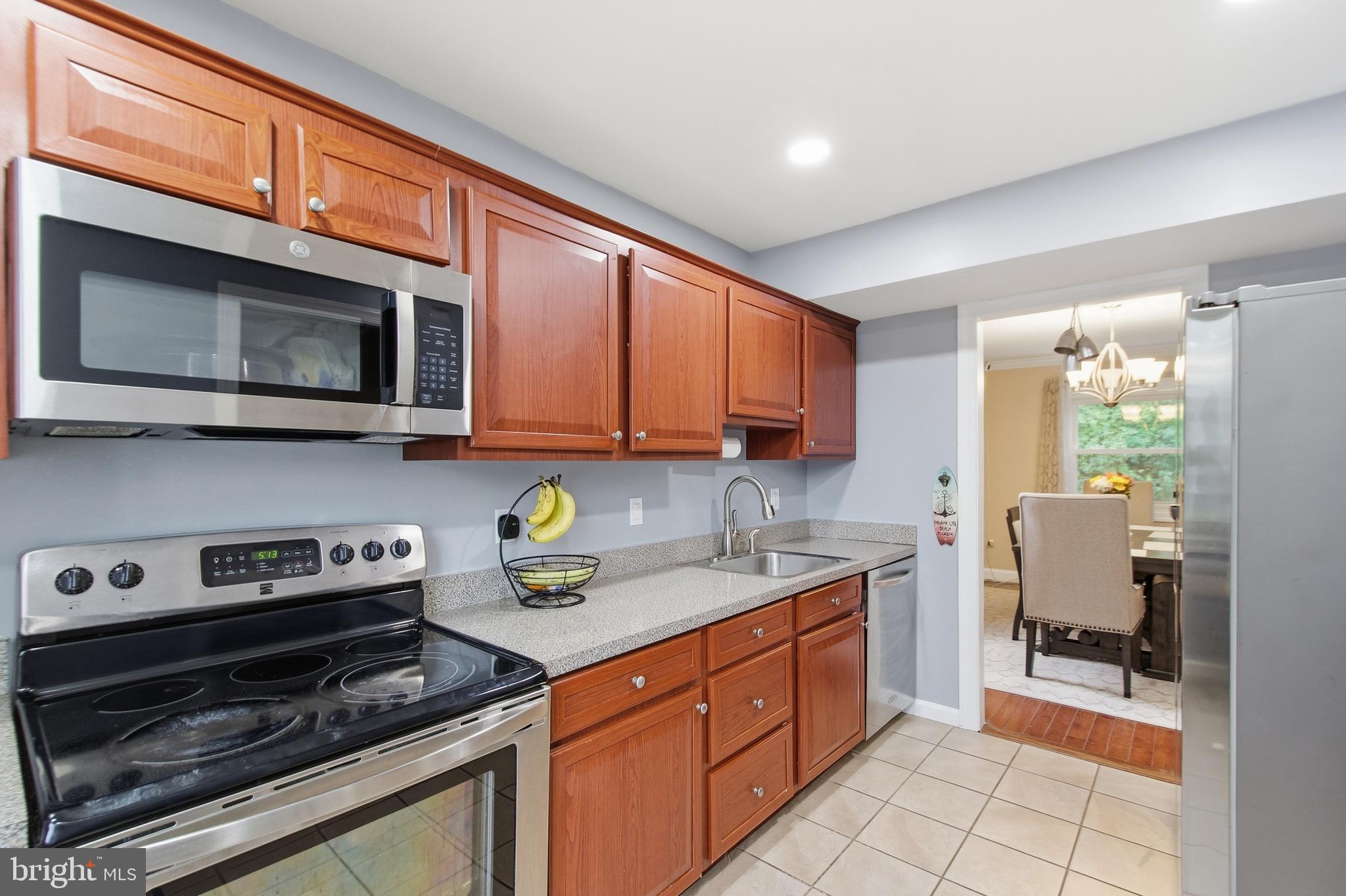 LAKE RIDGE - Residential