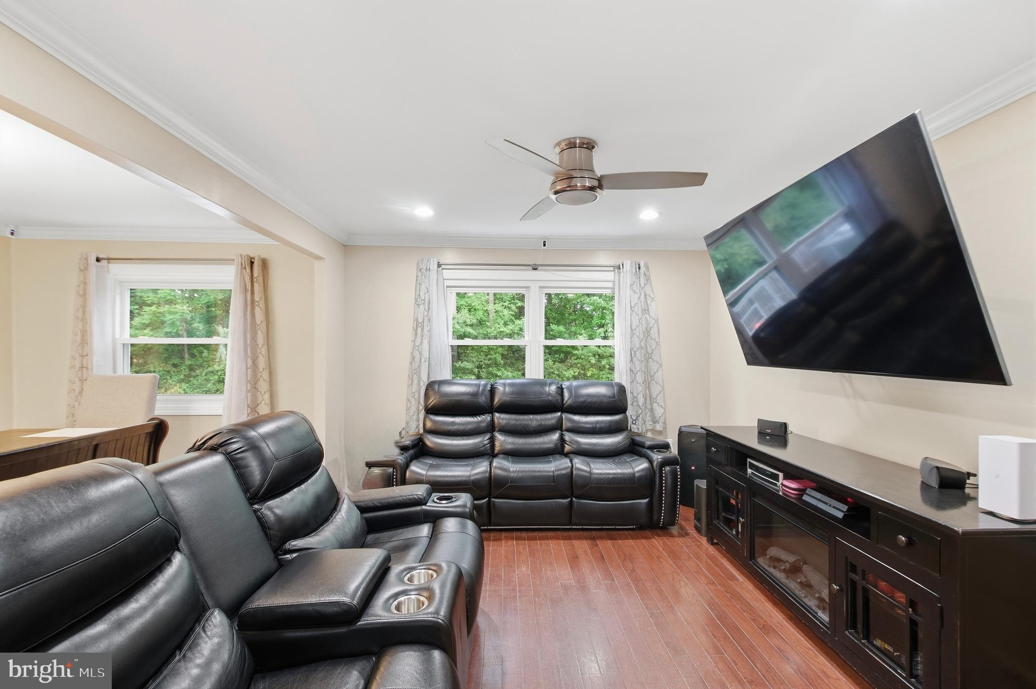 LAKE RIDGE - Residential