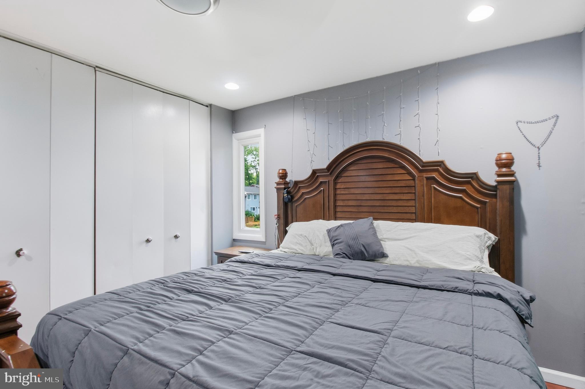 LAKE RIDGE - Residential