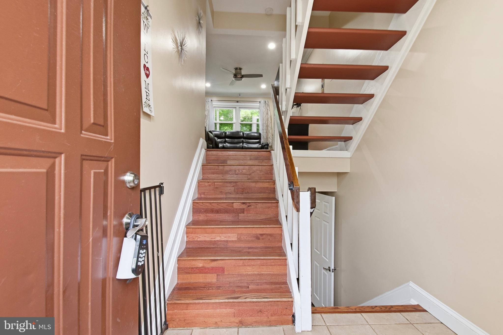 LAKE RIDGE - Residential