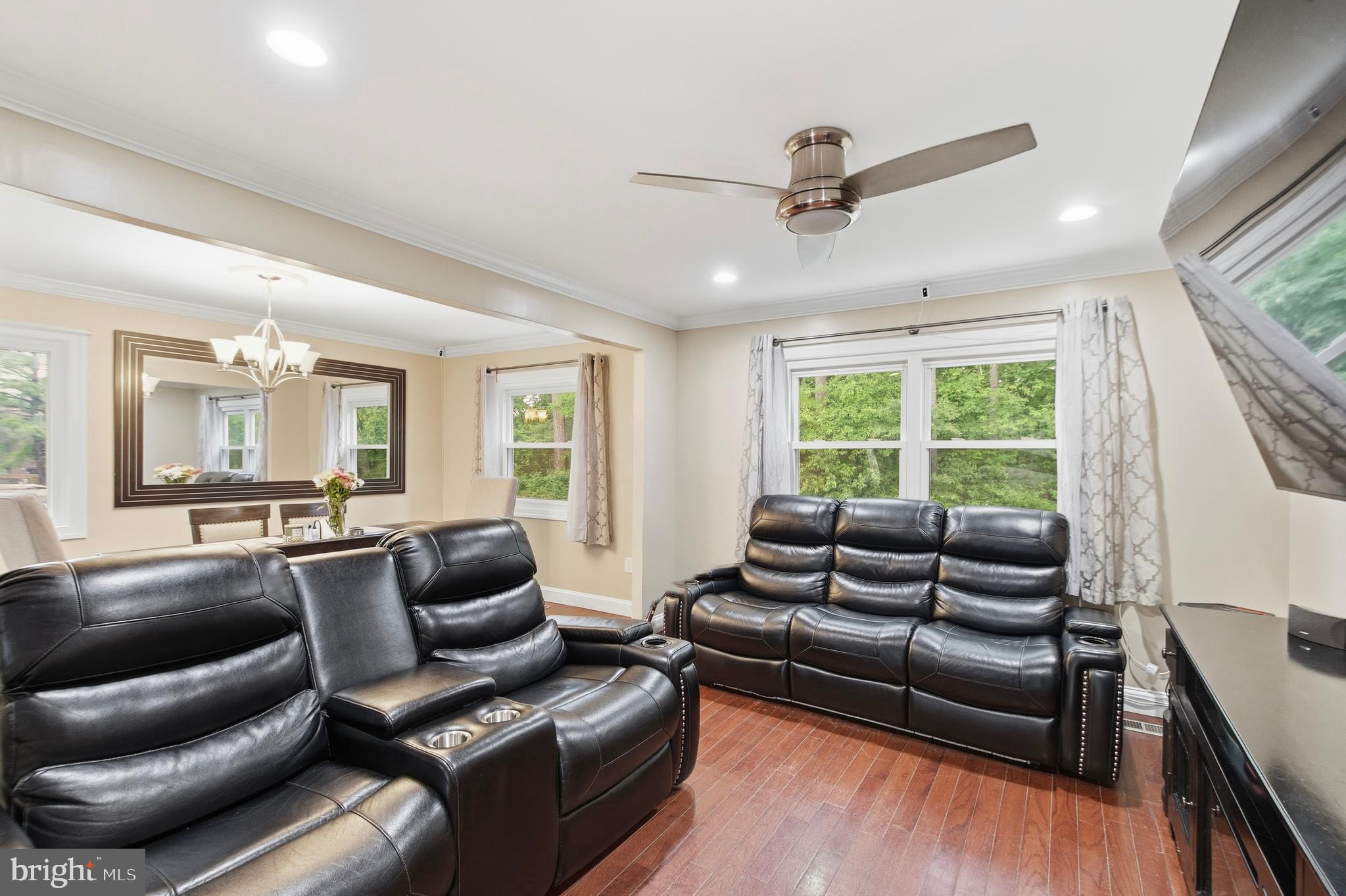 LAKE RIDGE - Residential