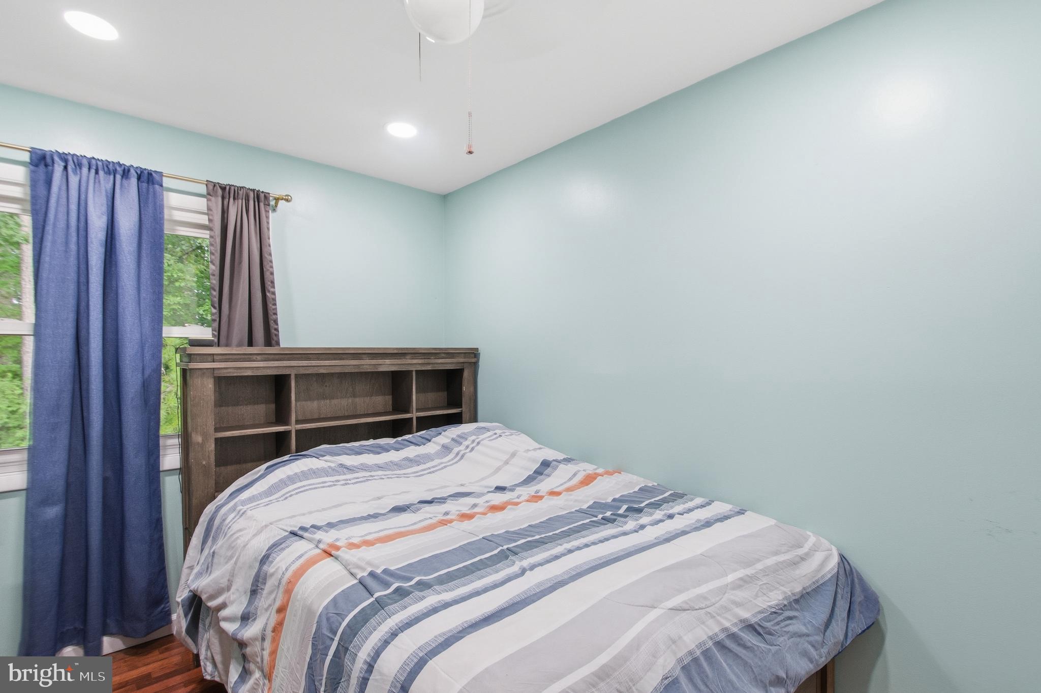 LAKE RIDGE - Residential