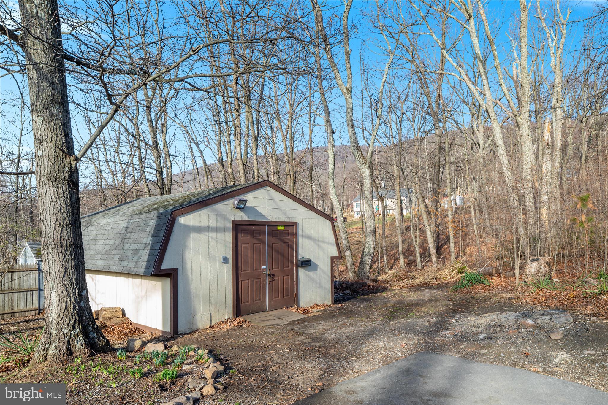 SHAWNEELAND - Residential