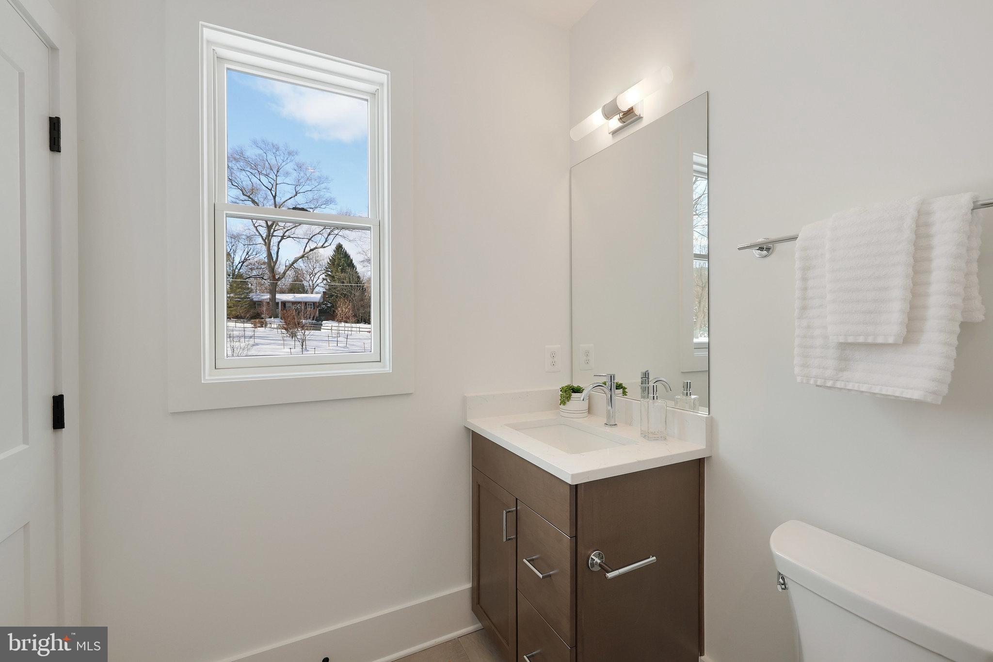 MANTUA - Residential
