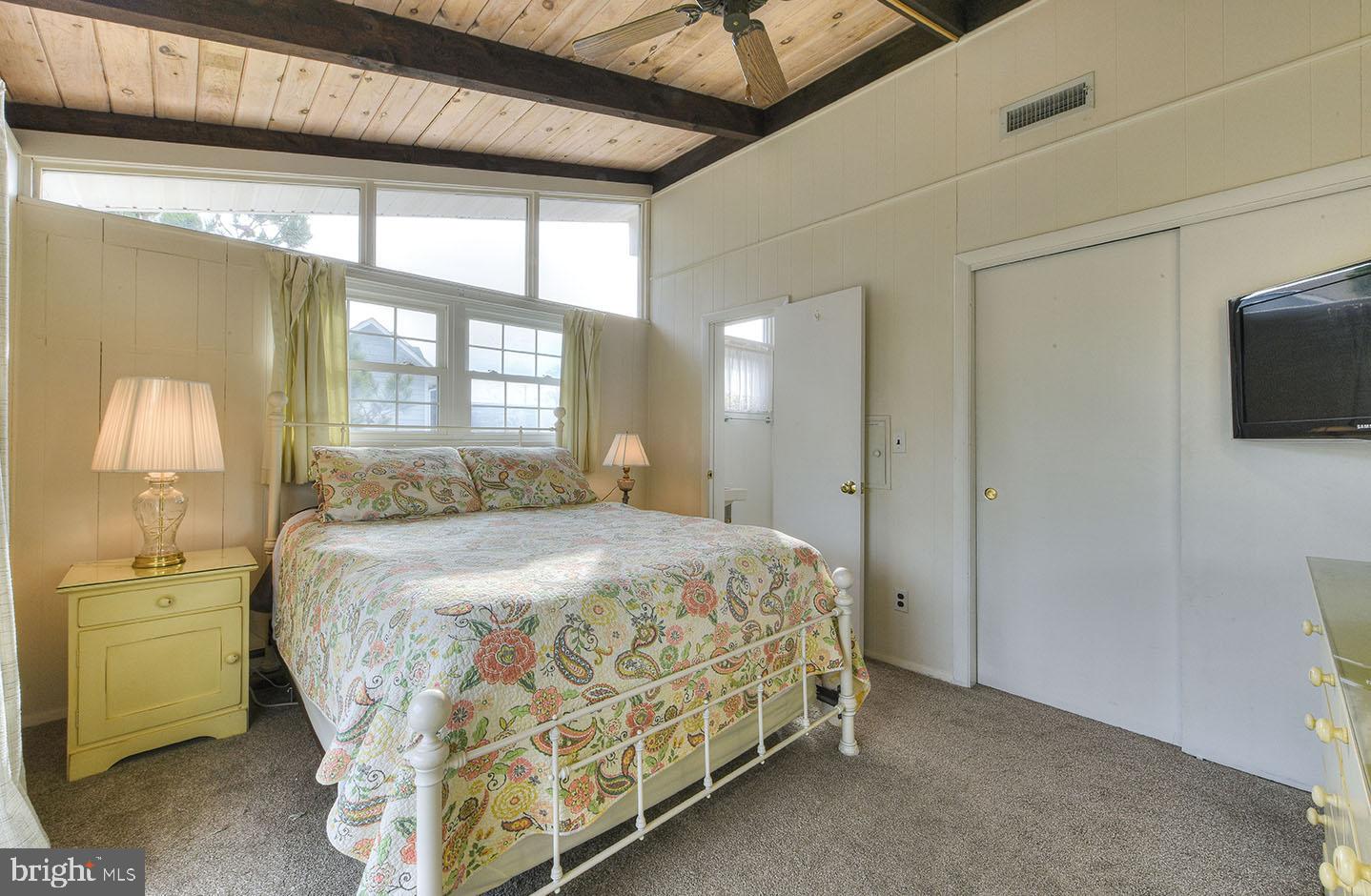 NORTH SHORES - Residential