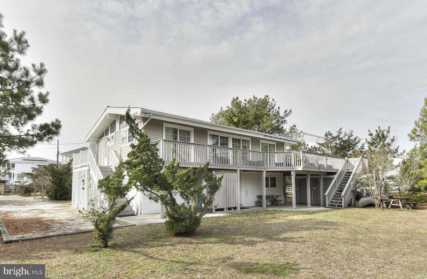 NORTH SHORES - Residential