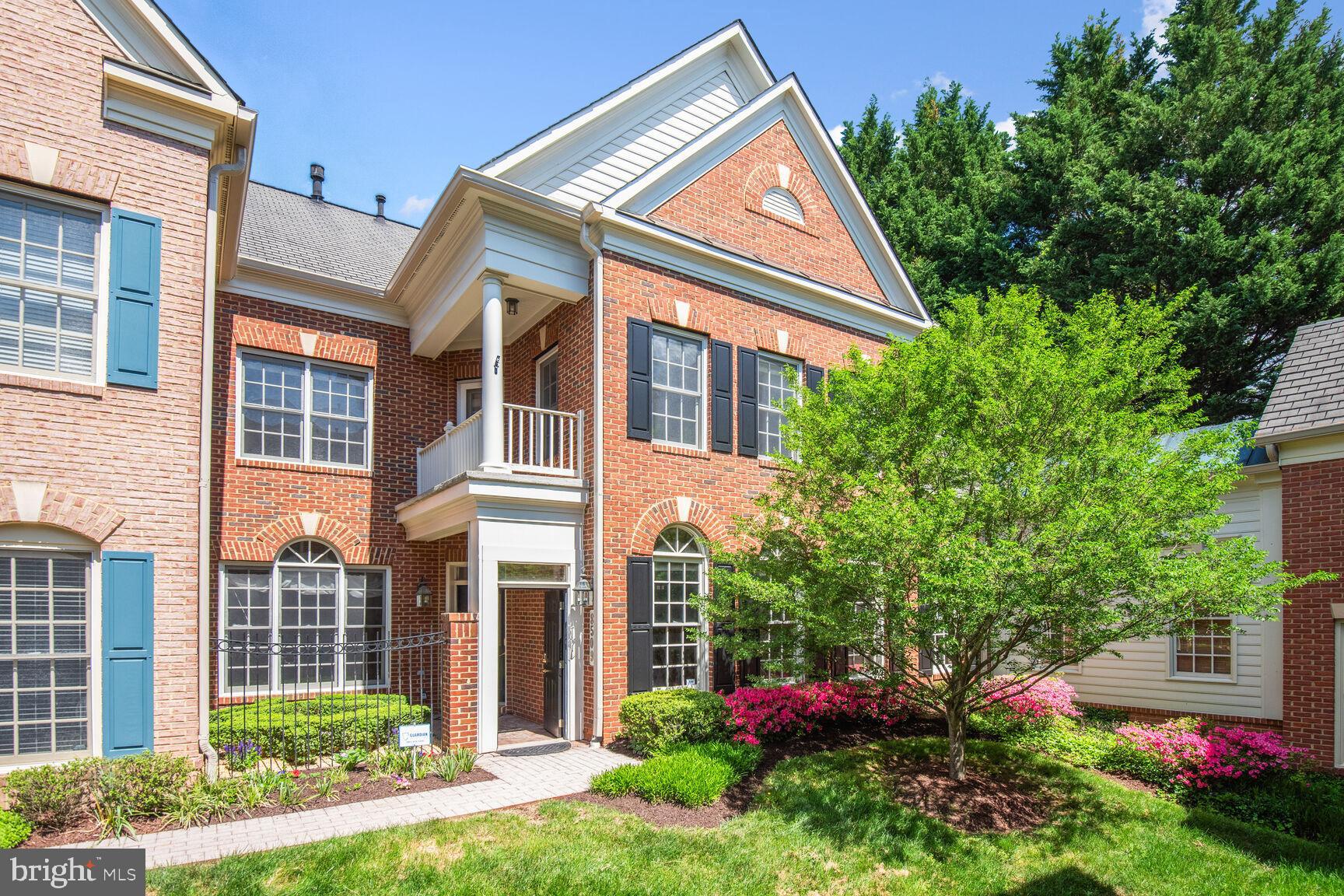 CHEVY CHASE MEWS - Residential
