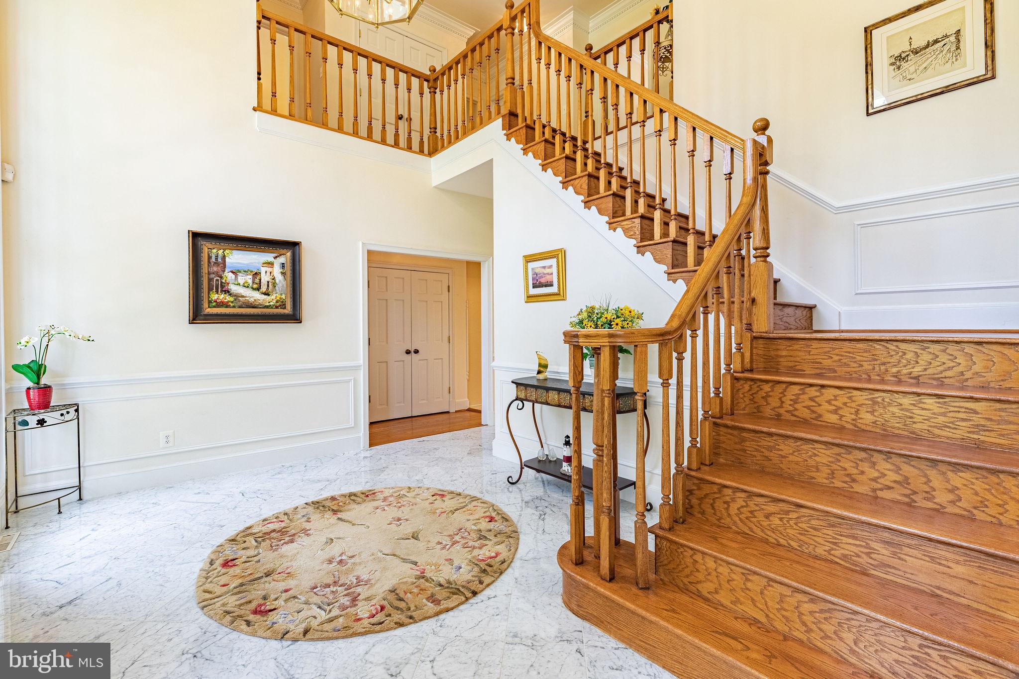 LANGLEY OAKS - Residential