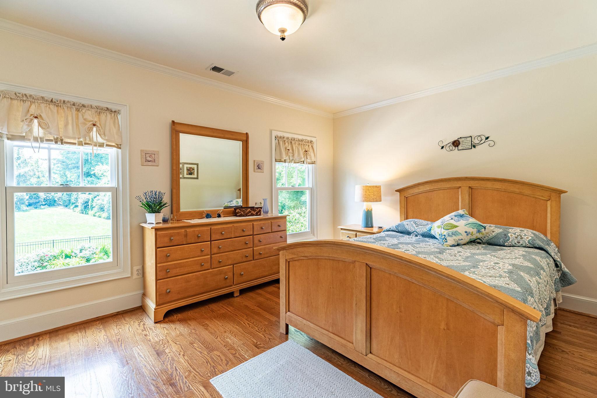 LANGLEY OAKS - Residential