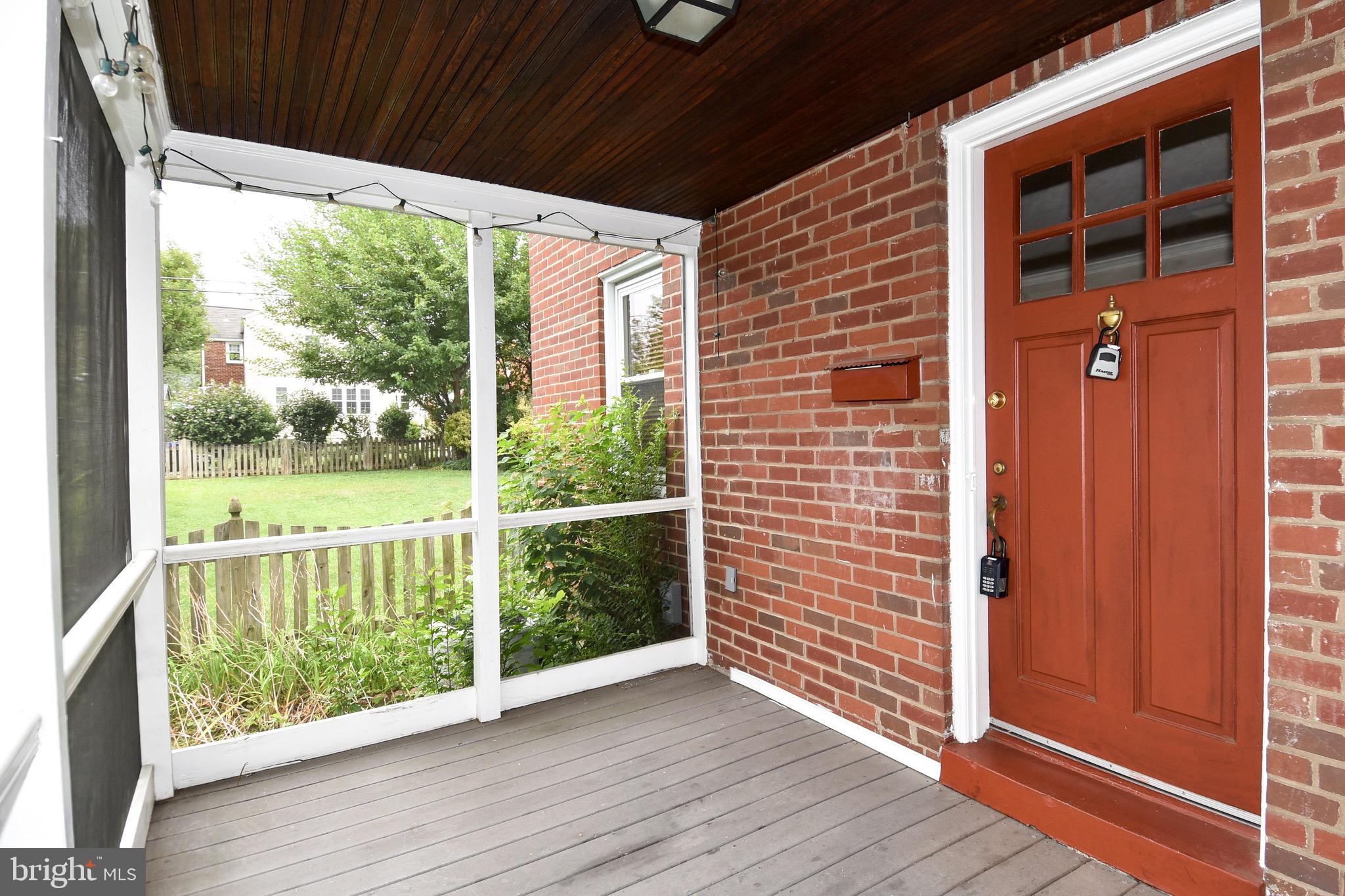 ARLINGTON FOREST - Residential Lease