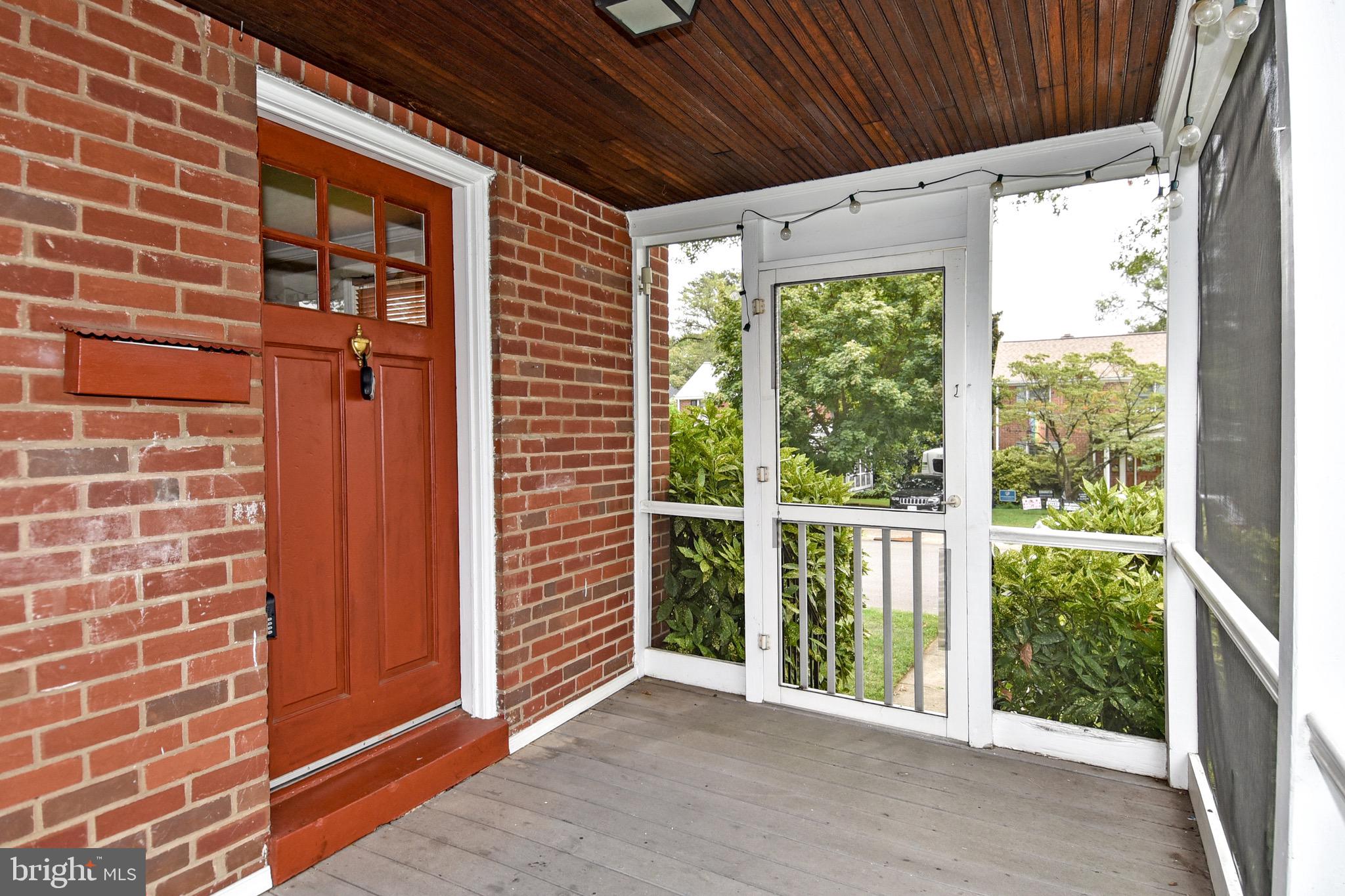 ARLINGTON FOREST - Residential Lease