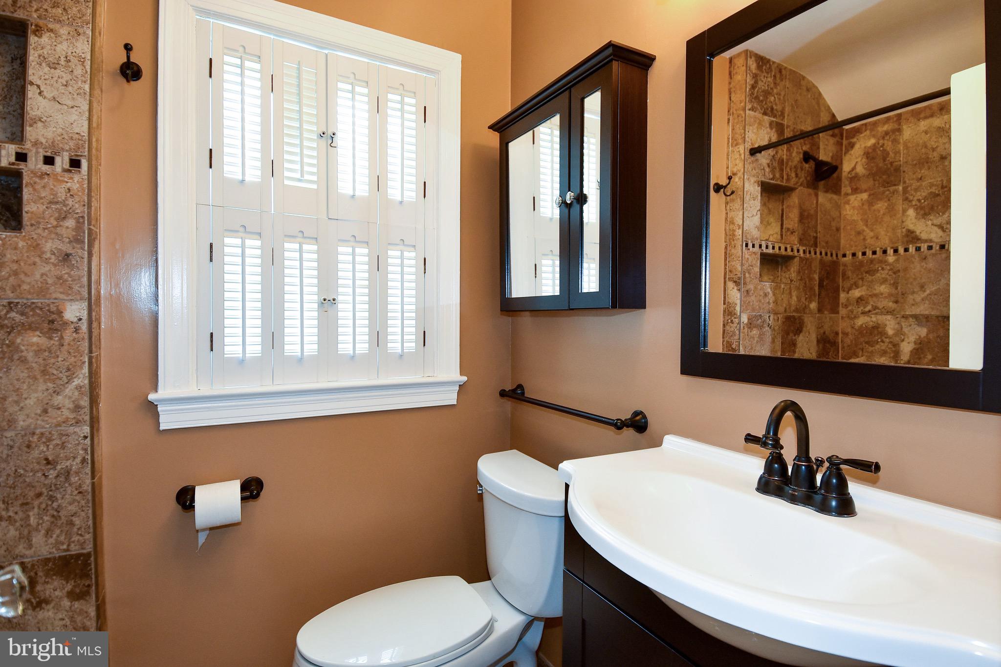 ARLINGTON FOREST - Residential Lease