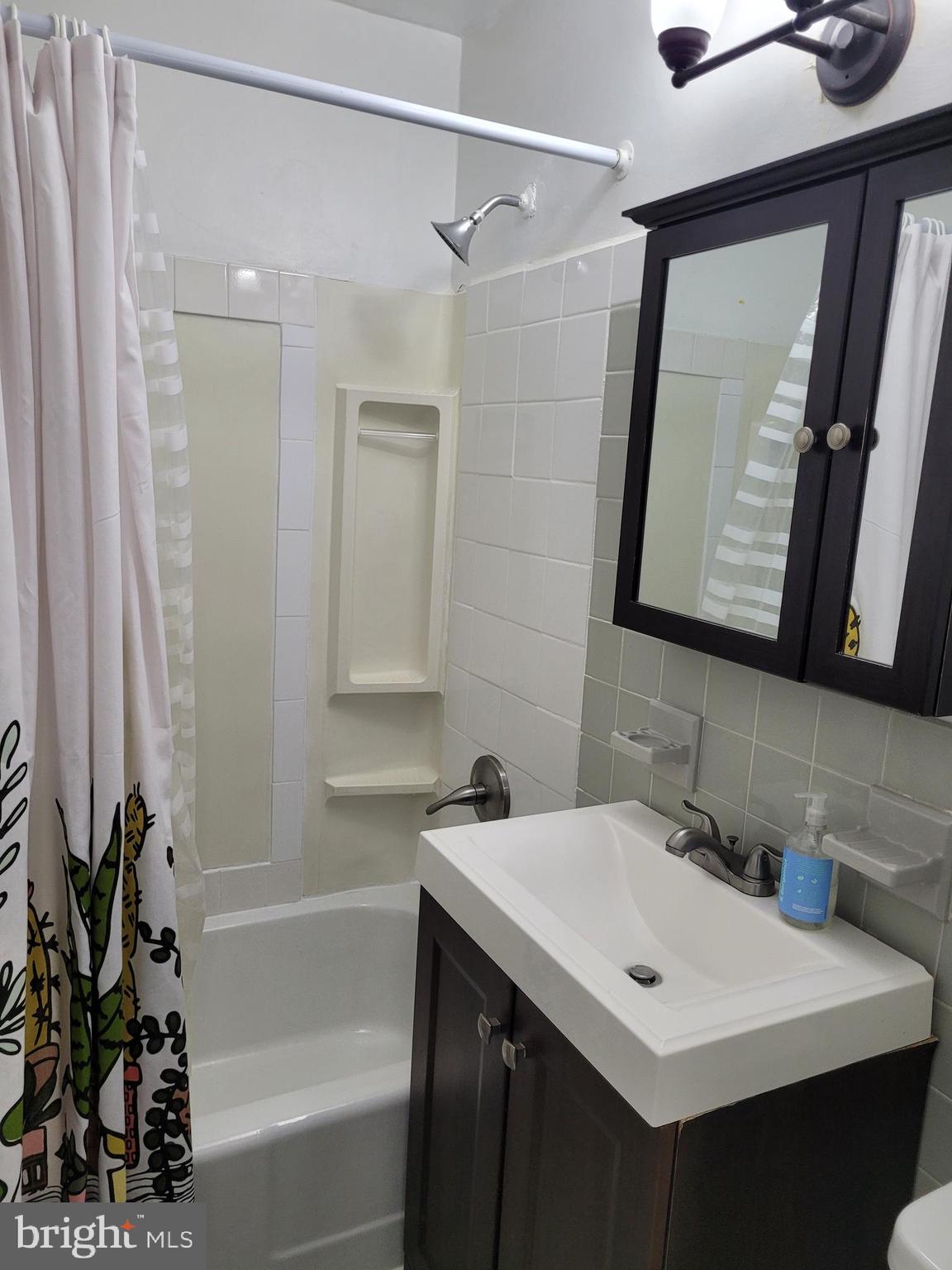 RIVER PLACE NORTH - Residential