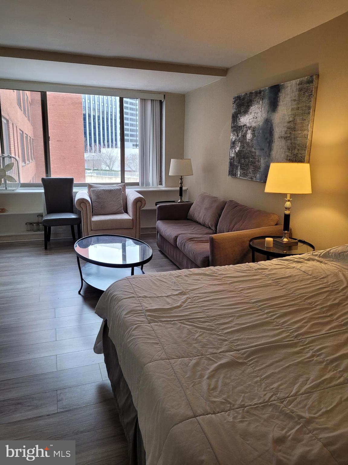 RIVER PLACE NORTH - Residential