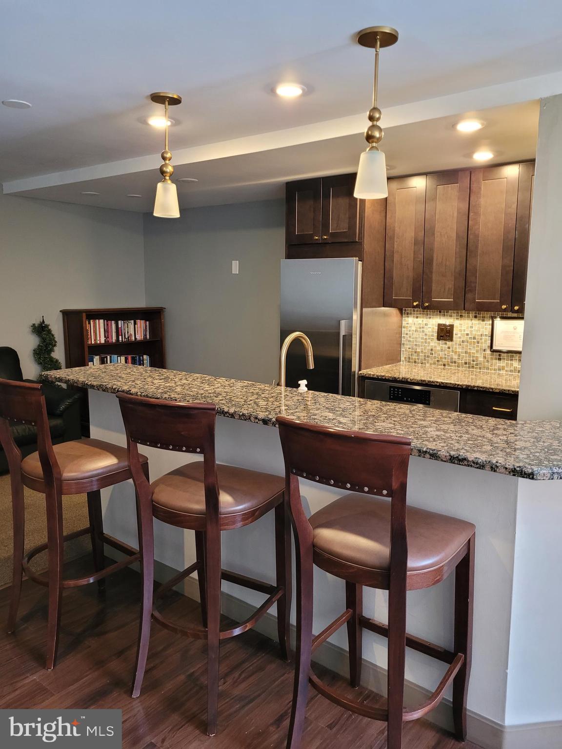 RIVER PLACE NORTH - Residential
