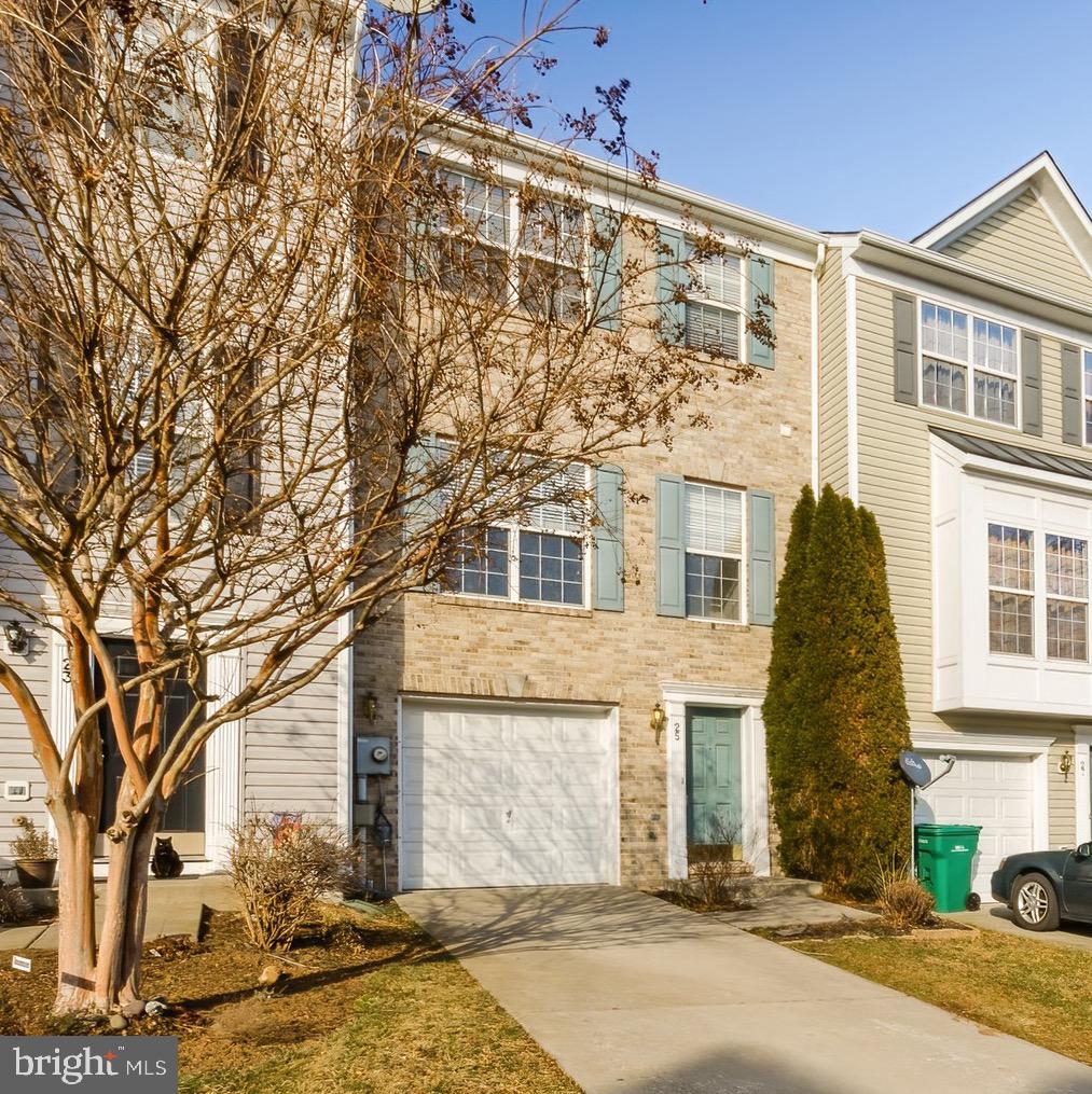 LEE'S RIDGE - Residential