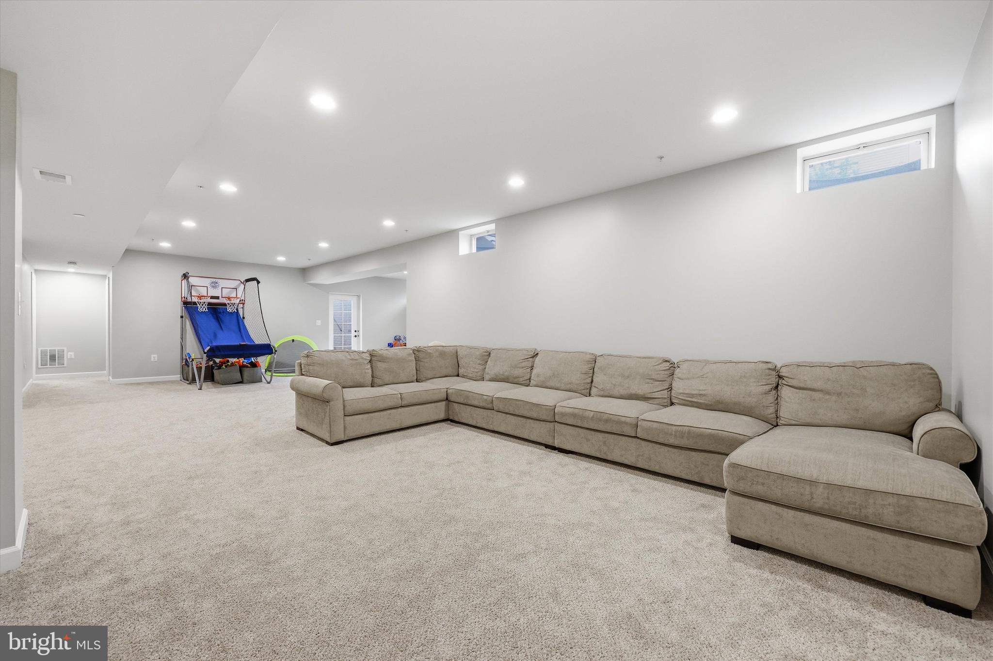 PRESERVE AT WINDSOR KNOLLS - Residential