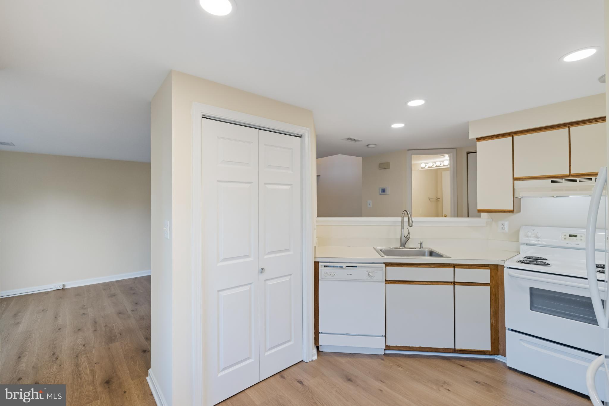 ROGERS FORGE - Residential