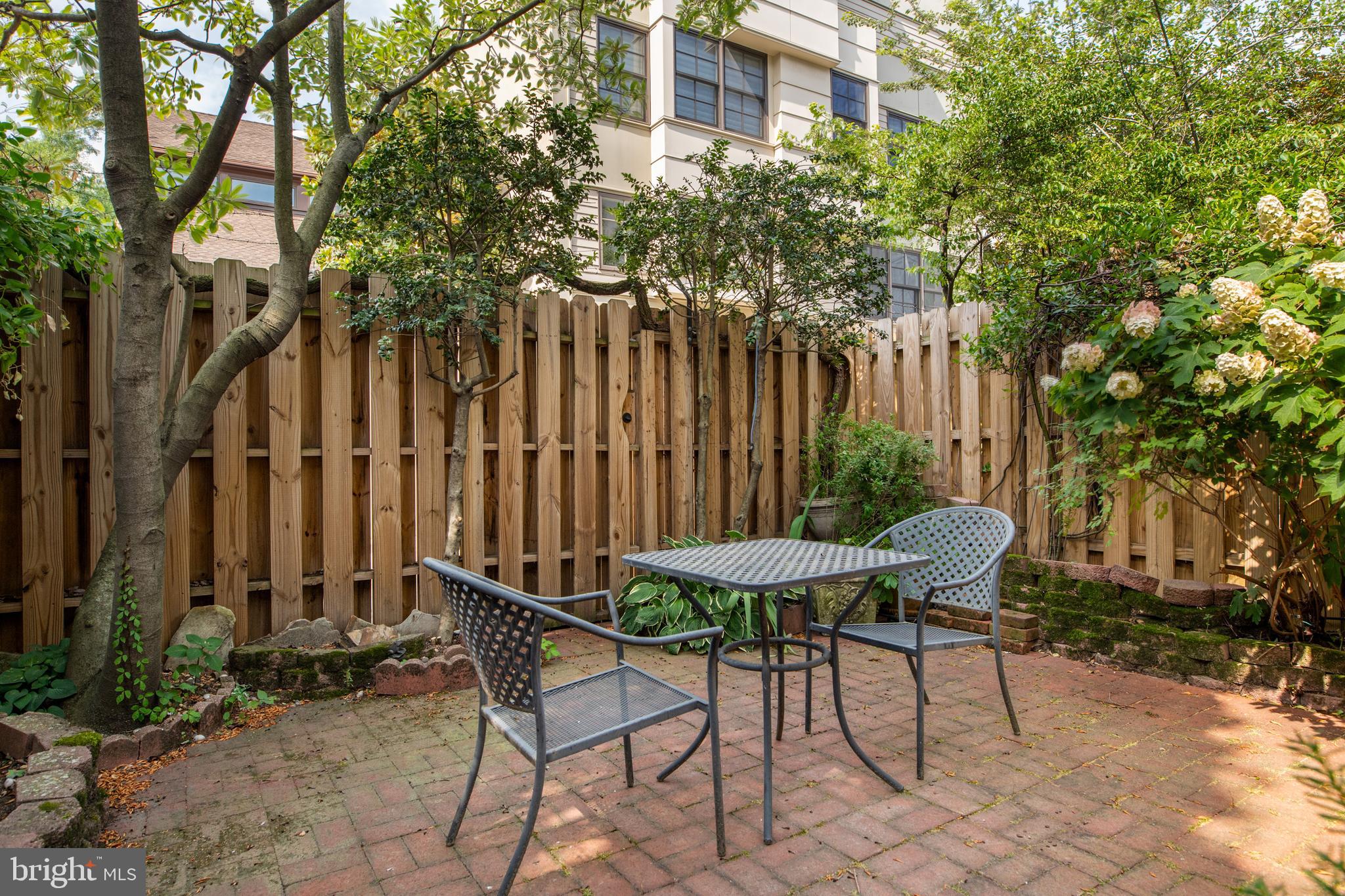 RITTENHOUSE SQUARE - Residential