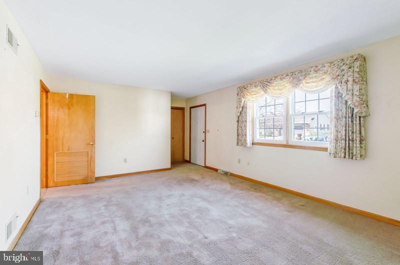 NEW HOLLAND BOROUGH - Residential