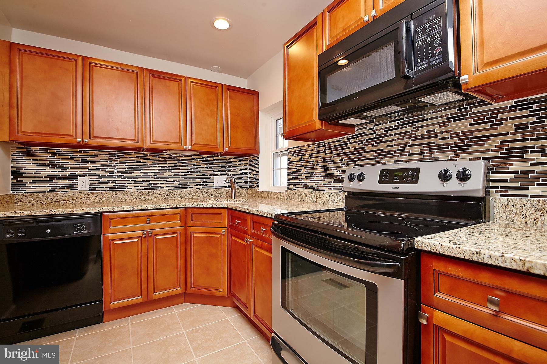 There is a possibility that the property could be available before May 7,2025 Thousands of dollars worth of renovations! Newer kitchen with stainless steel appliances, beautiful new kitchen cabinets, new windows beautiful honey-blonde hardwood floors. A new balcony off the dining room with a fenced patio was just completed by the condo association recently.  Located in a park-like setting with pools, tennis, and metro bus...income to qualify $100,000  pets on a case-by-case basis Just painted professionally top to bottom. Fabulous location with a balcony outback for relaxing after work. A lot of light and sunshine.
IF APPLYING MUST CALL FOR INSTRUCTIONS.