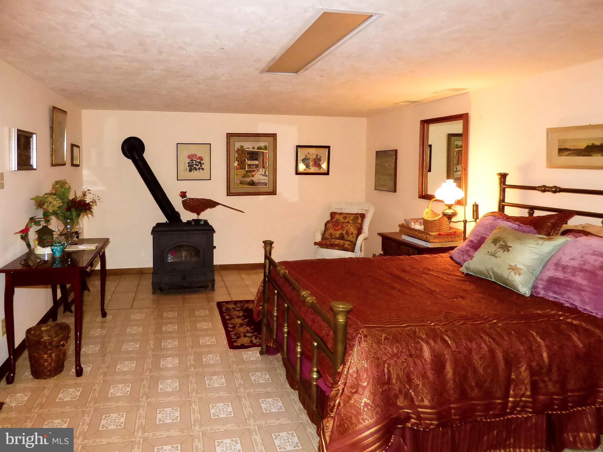 SPRINGETTS OAKS - Residential