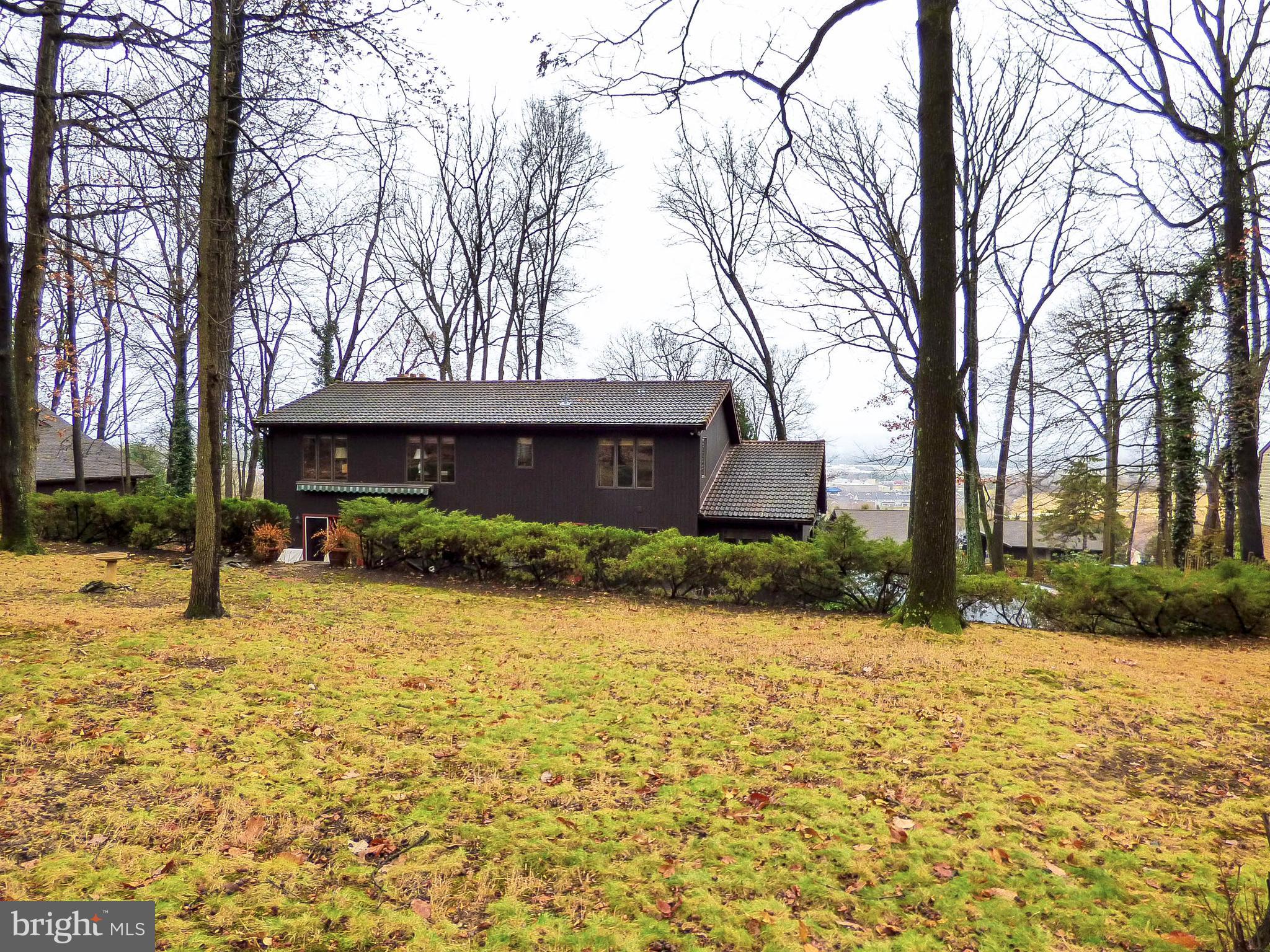 SPRINGETTS OAKS - Residential