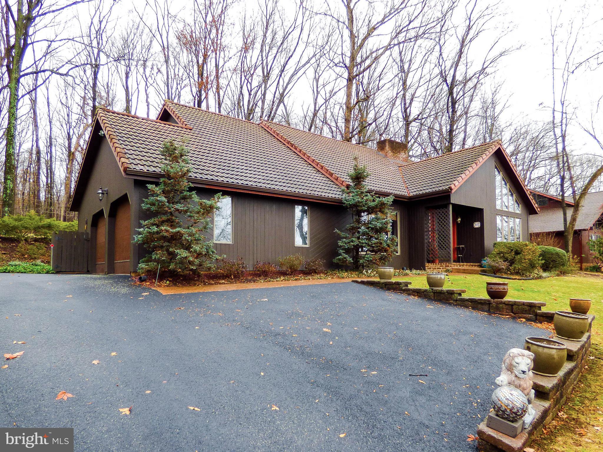 SPRINGETTS OAKS - Residential