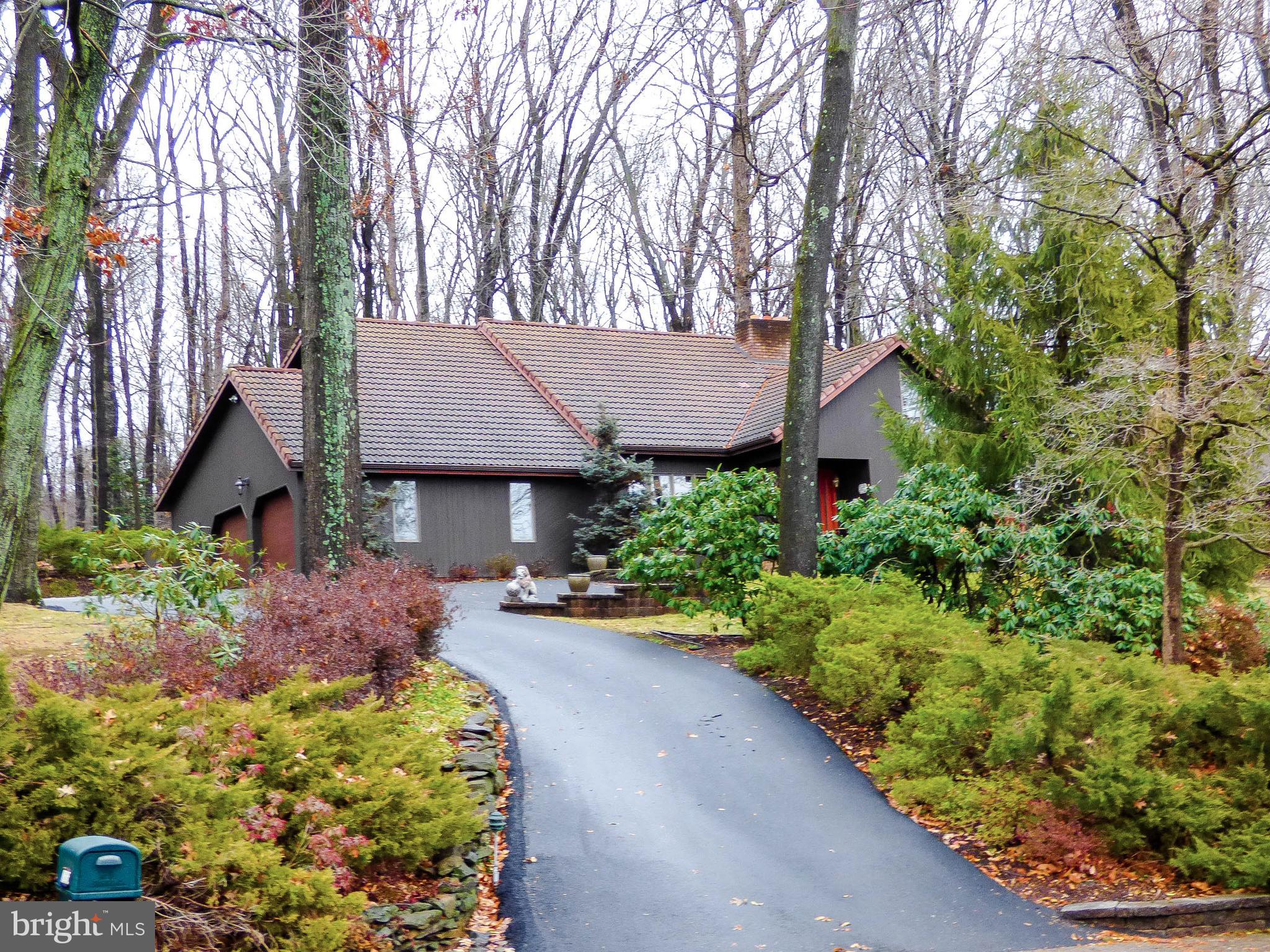 SPRINGETTS OAKS - Residential